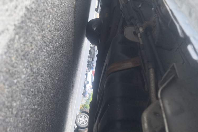 Used Buick GL8 2014 2.4L Classic Edition Chassis Rear Left