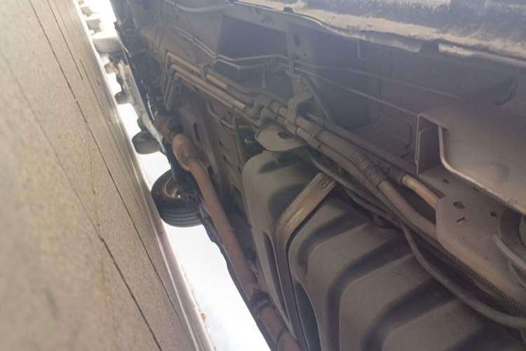 Used Buick GL8 2014 2.4L Executive Edition Chassis Rear Left