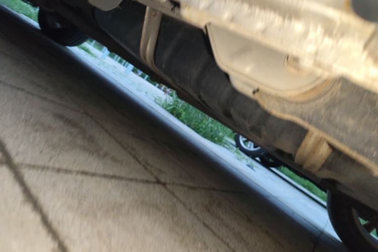Used Buick GL8 2014 2.4L Classic Edition Chassis Rear Left