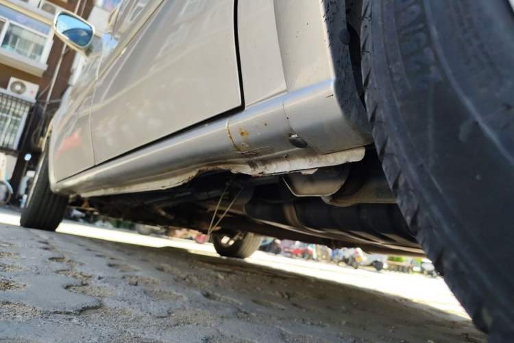 Used Buick GL8 2014 2.4L Classic Edition Chassis Rear Left