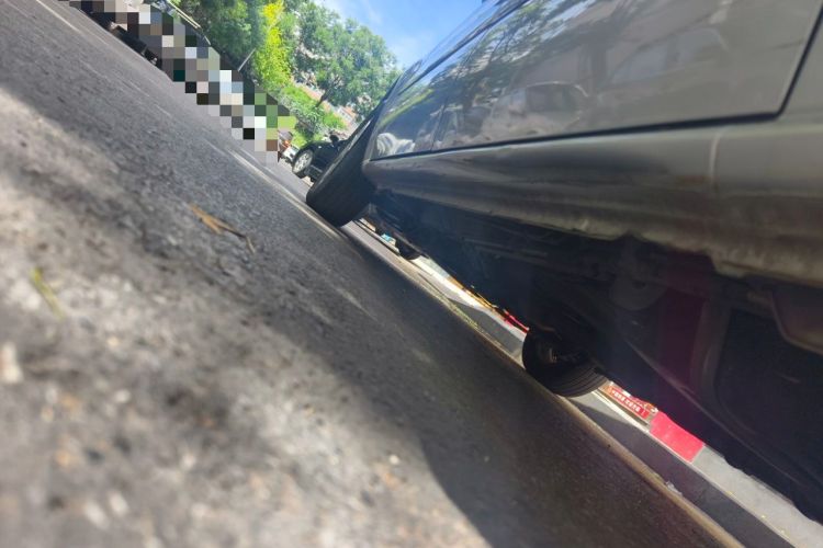 Used Buick GL8 2014 2.4L Classic Edition Chassis Rear Left