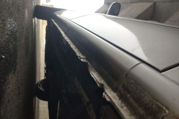 Used Buick GL8 2014 2.4L Classic Edition Chassis Rear Left