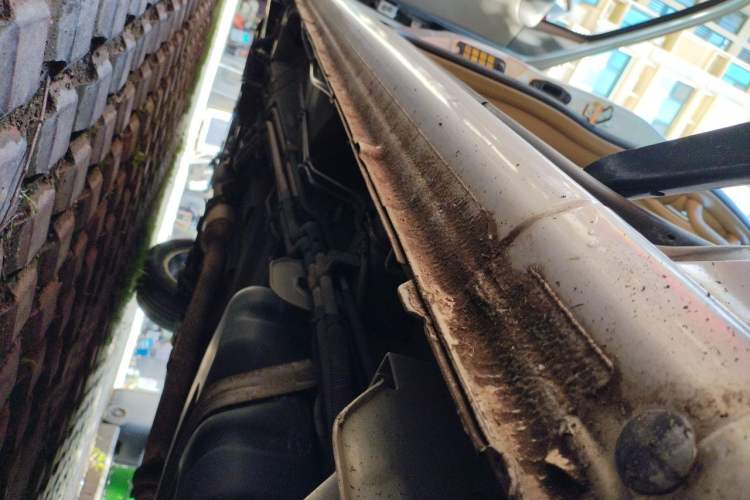Used Buick GL8 2014 2.4L Classic Edition Chassis Rear Left
