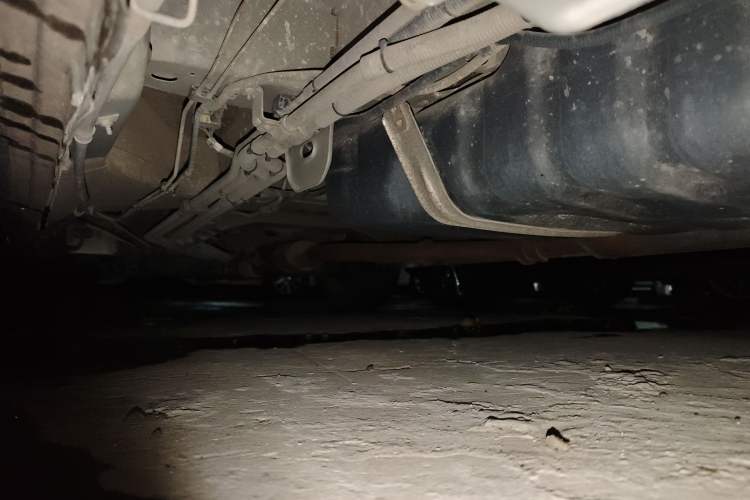 Used Buick GL8 2014 2.4L Classic Edition Chassis Rear Left