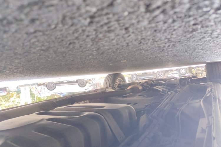 Used Buick GL8 2014 2.4L Classic Edition Chassis Rear Left