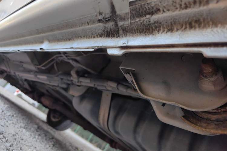 Used Buick GL8 2014 2.4L Classic Edition Chassis Rear Left