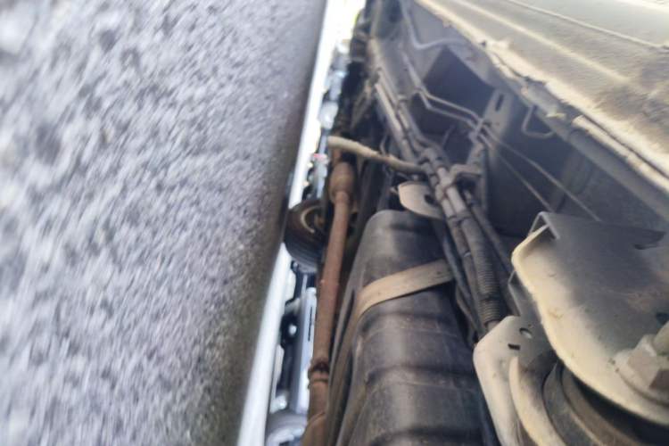 Used Buick GL8 2014 2.4L Executive Edition Chassis Rear Left