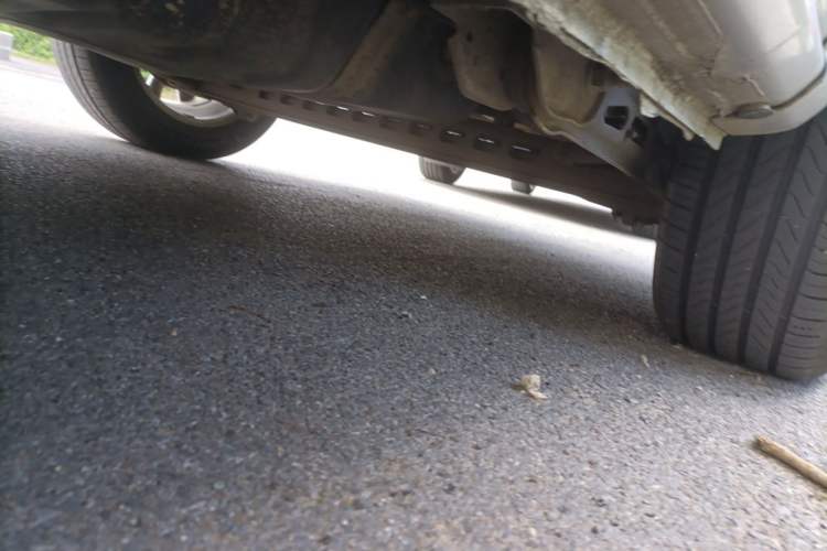 Used Buick GL8 2014 2.4L Classic Edition Chassis Rear Left