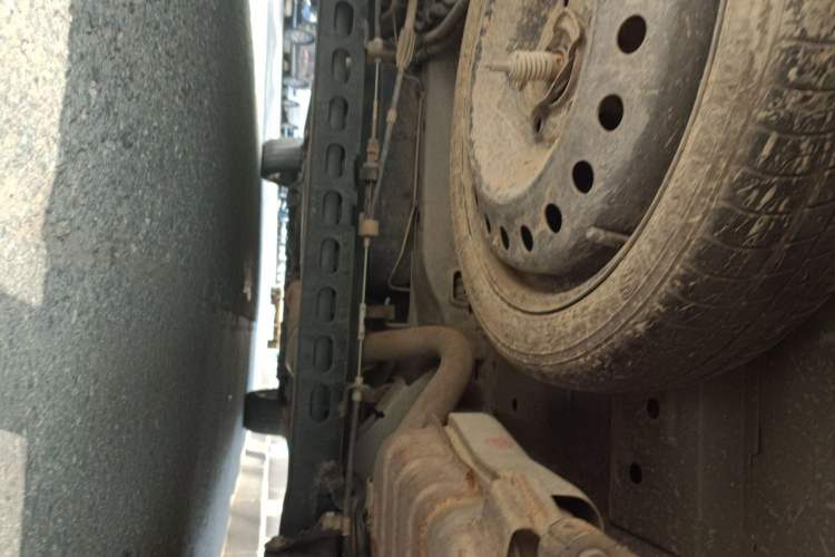 Used Buick GL8 2014 2.4L Classic Edition Chassis Rear