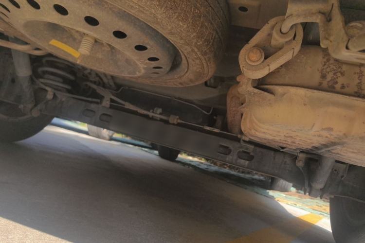 Used Buick GL8 2014 2.4L Comfort Edition Chassis Rear