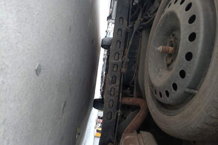 Used Buick GL8 2014 2.4L Classic Edition Chassis Rear