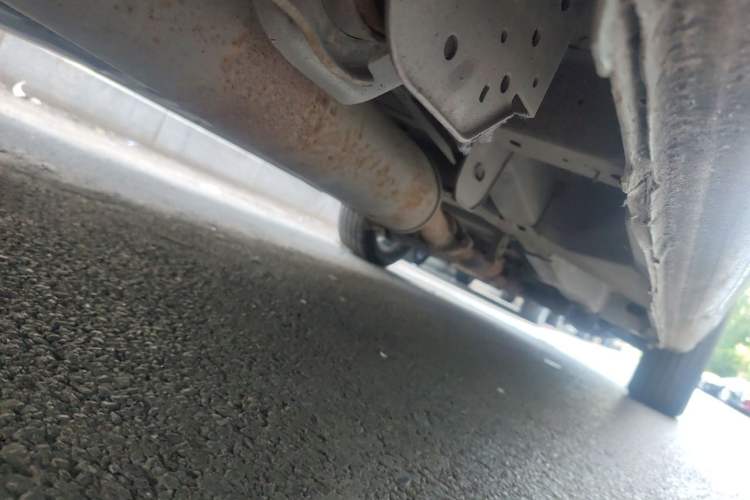Used Buick GL8 2014 2.4L Classic Edition Chassis Rear Right