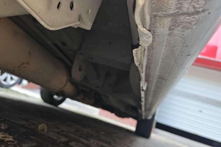 Used Buick GL8 2014 2.4L Classic Edition Chassis Rear Right