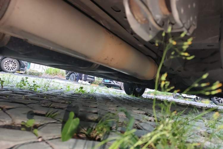 Used Buick GL8 2014 2.4L Classic Edition Chassis Rear Right