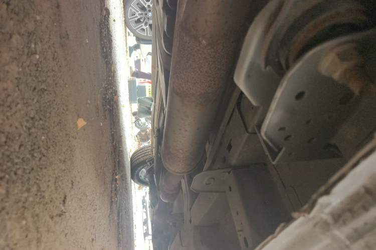Used Buick GL8 2014 2.4L Classic Edition Chassis Rear Right