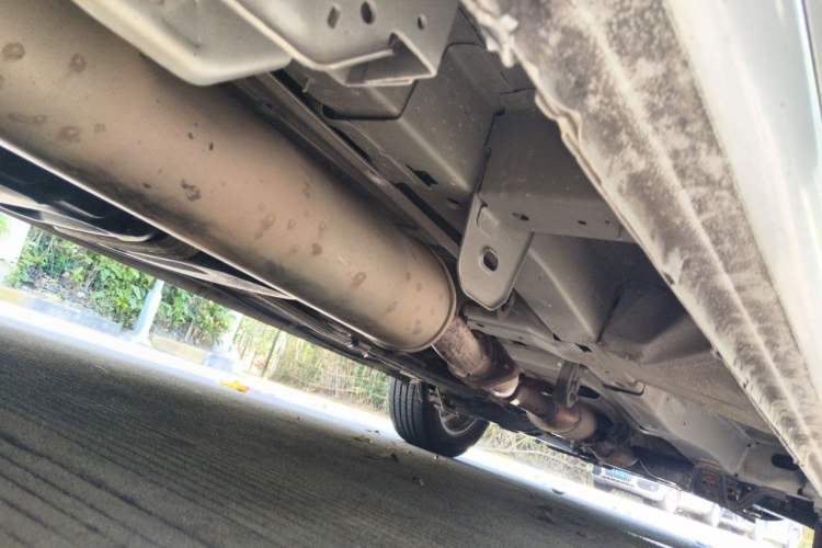 Used Buick GL8 2014 2.4L Classic Edition Chassis Rear Right