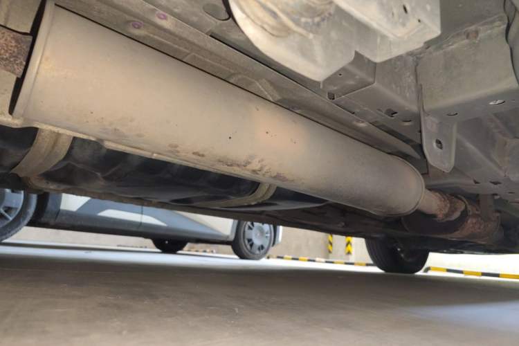 Used Buick GL8 2014 2.4L CT Luxury Business Comfort Edition Chassis Rear Right