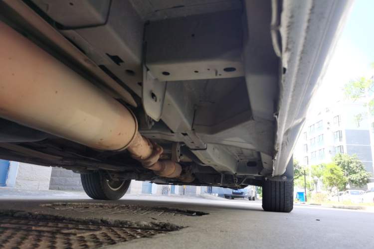 Used Buick GL8 2014 2.4L Classic Edition Chassis Rear Right