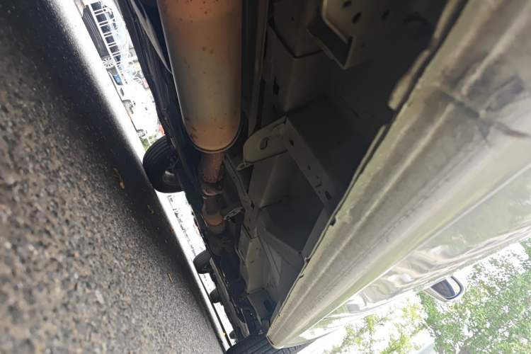Used Buick GL8 2014 2.4L Comfort Edition Chassis Rear Right