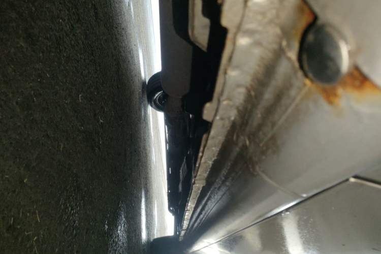 Used Buick GL8 2014 2.4L Classic Edition Chassis Rear Right
