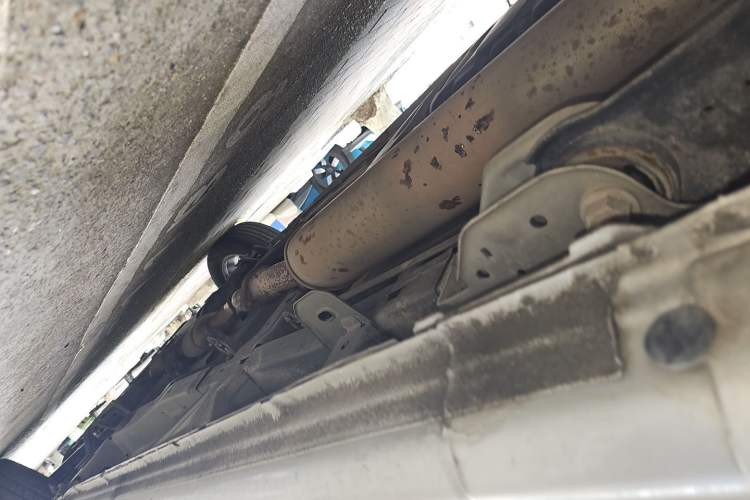 Used Buick GL8 2014 2.4L Classic Edition Chassis Rear Right