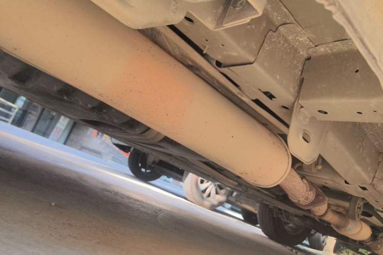 Used Buick GL8 2014 2.4L Comfort Edition Chassis Rear Right