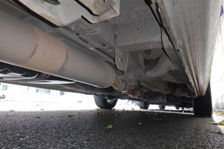 Used Buick GL8 2014 2.4L Classic Edition Chassis Rear Right