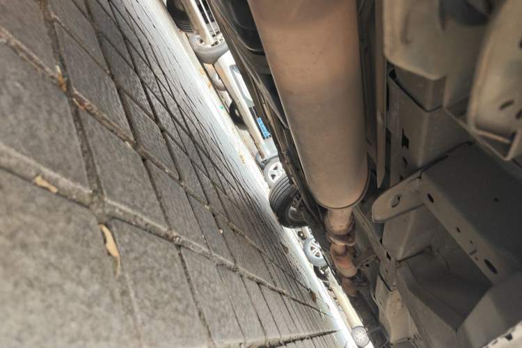 Used Buick GL8 2014 2.4L Classic Edition Chassis Rear Right
