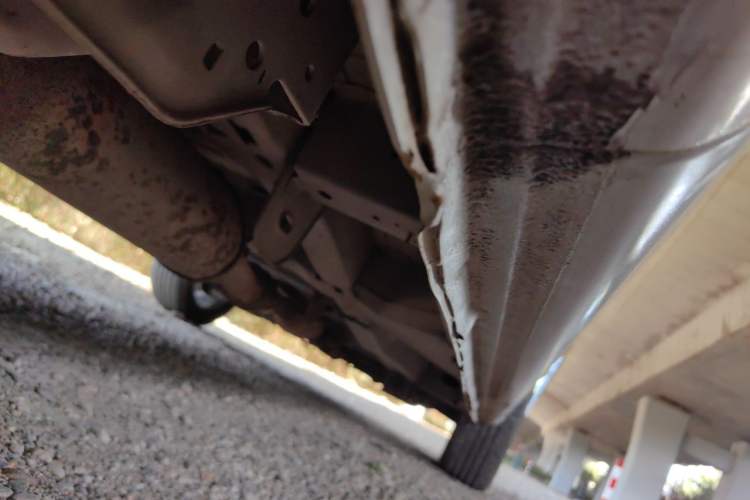 Used Buick GL8 2014 2.4L Classic Edition Chassis Rear Right