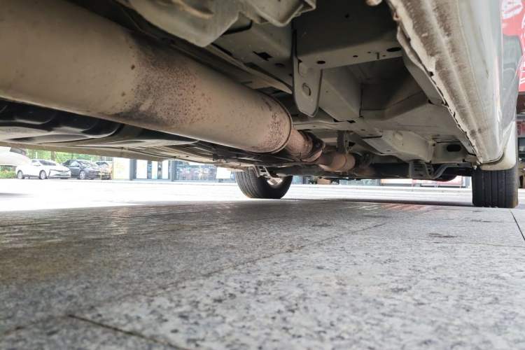 Used Buick GL8 2014 2.4L Classic Edition Chassis Rear Right