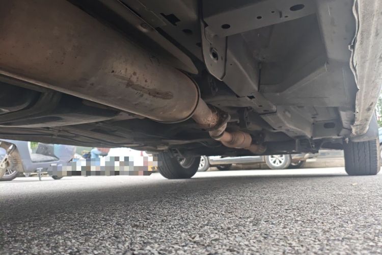 Used Buick GL8 2014 2.4L Classic Edition Chassis Rear Right