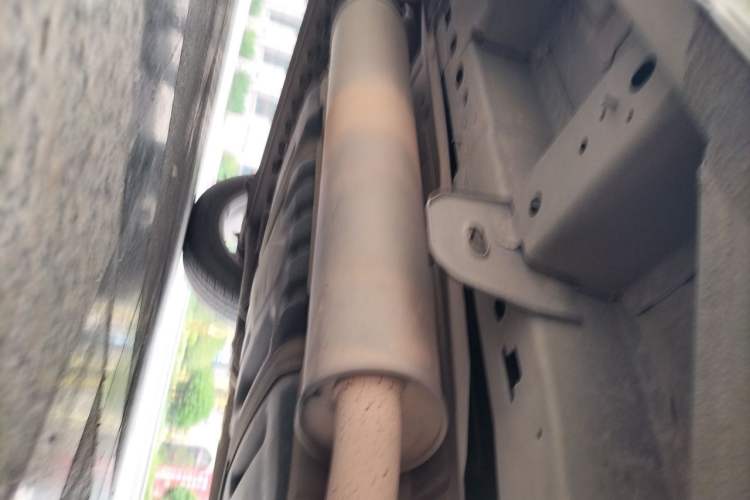 Used Buick GL8 2014 2.4L Classic Edition Chassis Rear Right