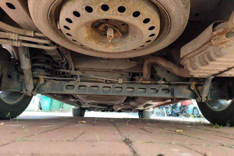 Used Buick GL8 2014 2.4L Classic Edition Chassis Rear
