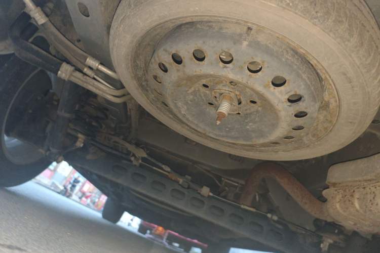 Used Buick GL8 2014 2.4L Classic Edition Chassis Rear