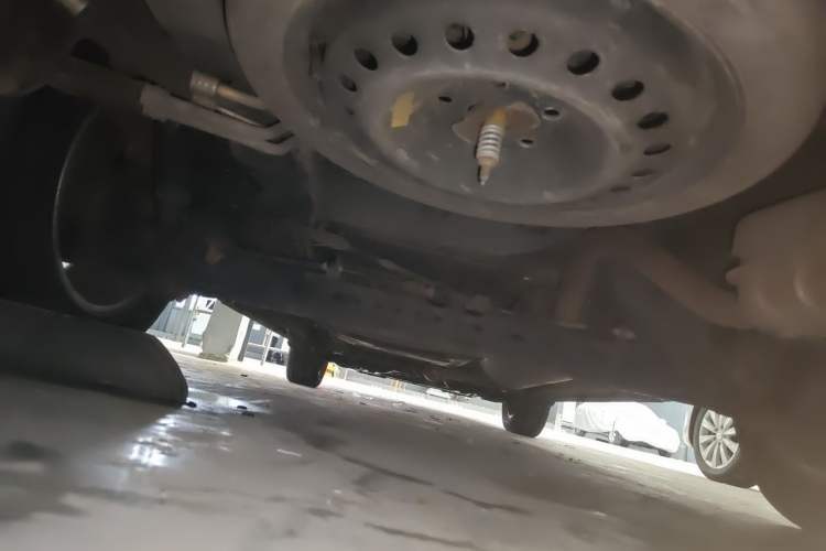 Used Buick GL8 2014 2.4L Comfort Edition Chassis Rear