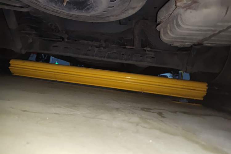 Used Buick GL8 2014 2.4L Classic Edition Chassis Rear