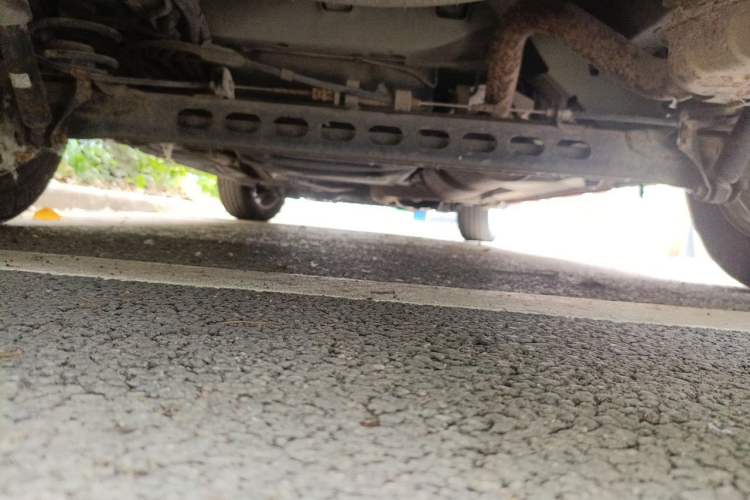 Used Buick GL8 2014 2.4L Classic Edition Chassis Rear