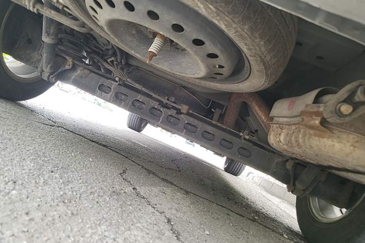 Used Buick GL8 2014 2.4L Classic Edition Chassis Rear