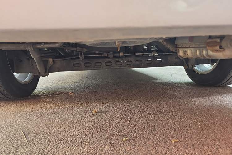 Used Buick GL8 2014 2.4L Executive Edition Chassis Rear