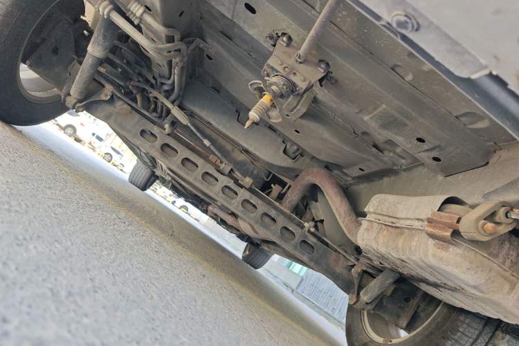 Used Buick GL8 2014 2.4L Classic Edition Chassis Rear