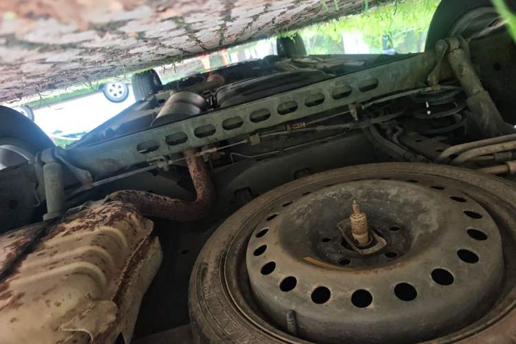 Used Buick GL8 2014 2.4L Classic Edition Chassis Rear