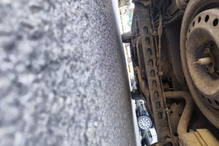 Used Buick GL8 2014 2.4L Executive Edition Chassis Rear