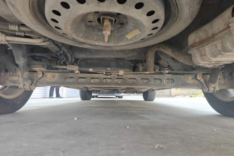 Used Buick GL8 2014 2.4L Classic Edition Chassis Rear