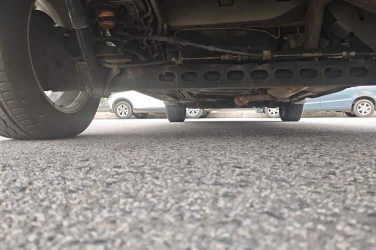 Used Buick GL8 2014 2.4L Classic Edition Chassis Rear