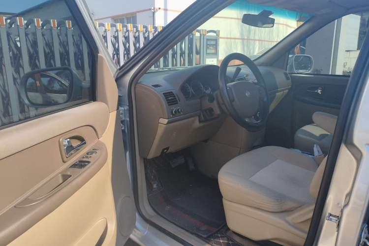 Used Buick GL8 2014 2.4L Classic Edition Driver Seat