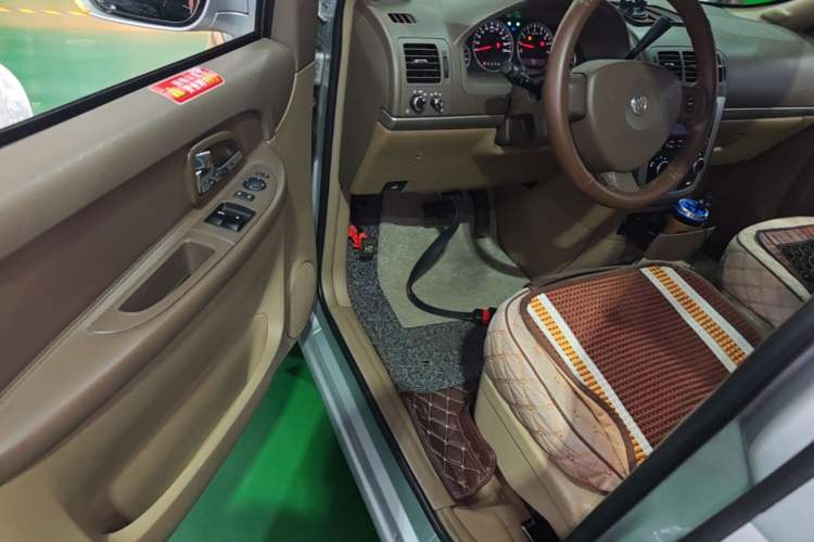 Used Buick GL8 2014 2.4L Classic Edition Driver Seat