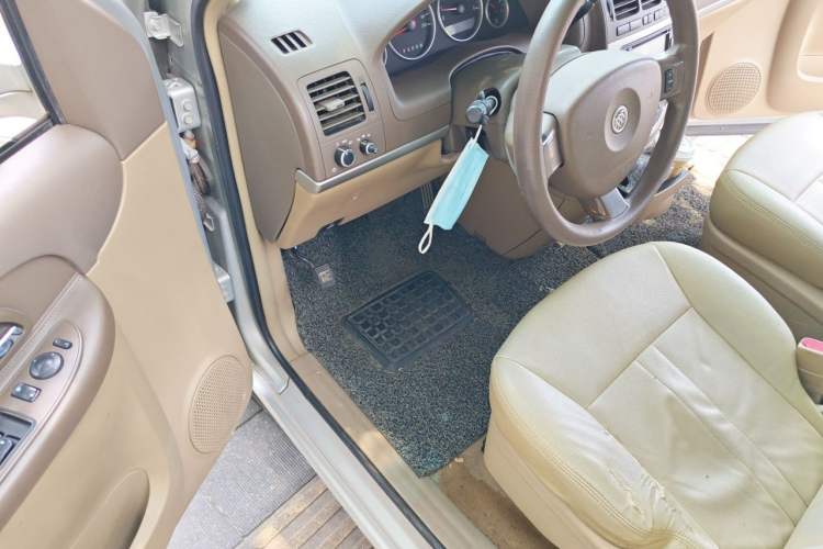 Used Buick GL8 2014 2.4L Classic Edition Driver Seat