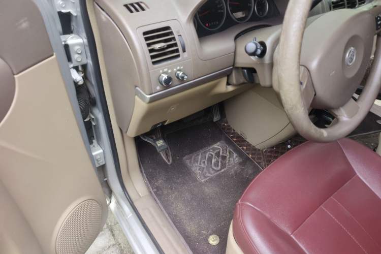 Used Buick GL8 2014 2.4L Classic Edition Driver Seat