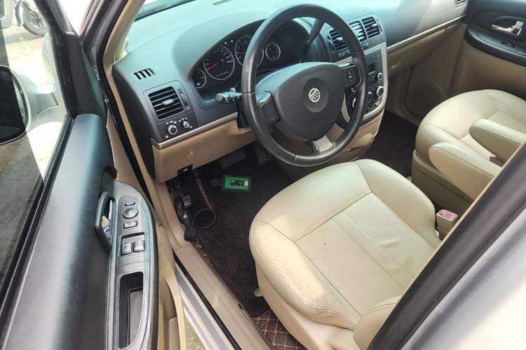 Used Buick GL8 2014 2.4L Executive Edition Driver Seat