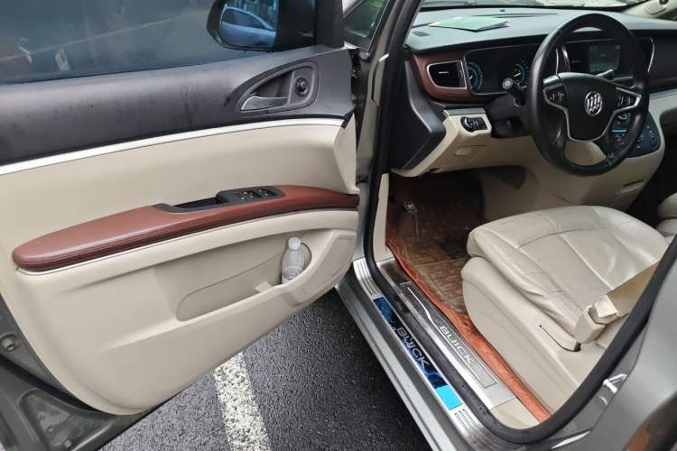 Used Buick GL8 2014 3.0L XT Luxury Business Flagship Edition Driver Seat